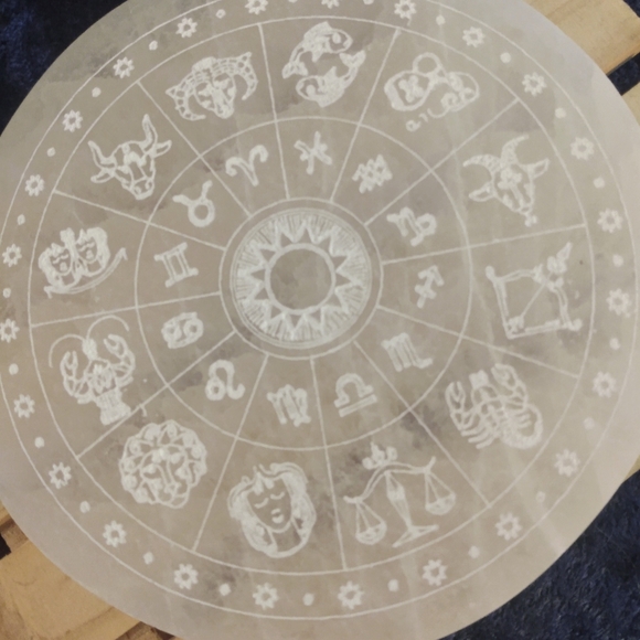☮️ ZODiAC SymboL WHEEL ⭐ White SeLenite Energy GRiD CRYSTAL charging Plate Gift - Picture 2 of 7